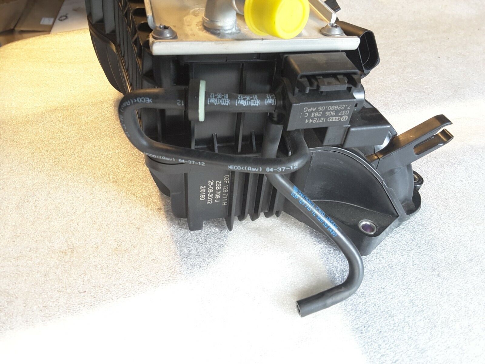 : Colector de admisión intercooler SKODA FABIA II 5J 1.2 TSI 03F129711H / 03F145749B