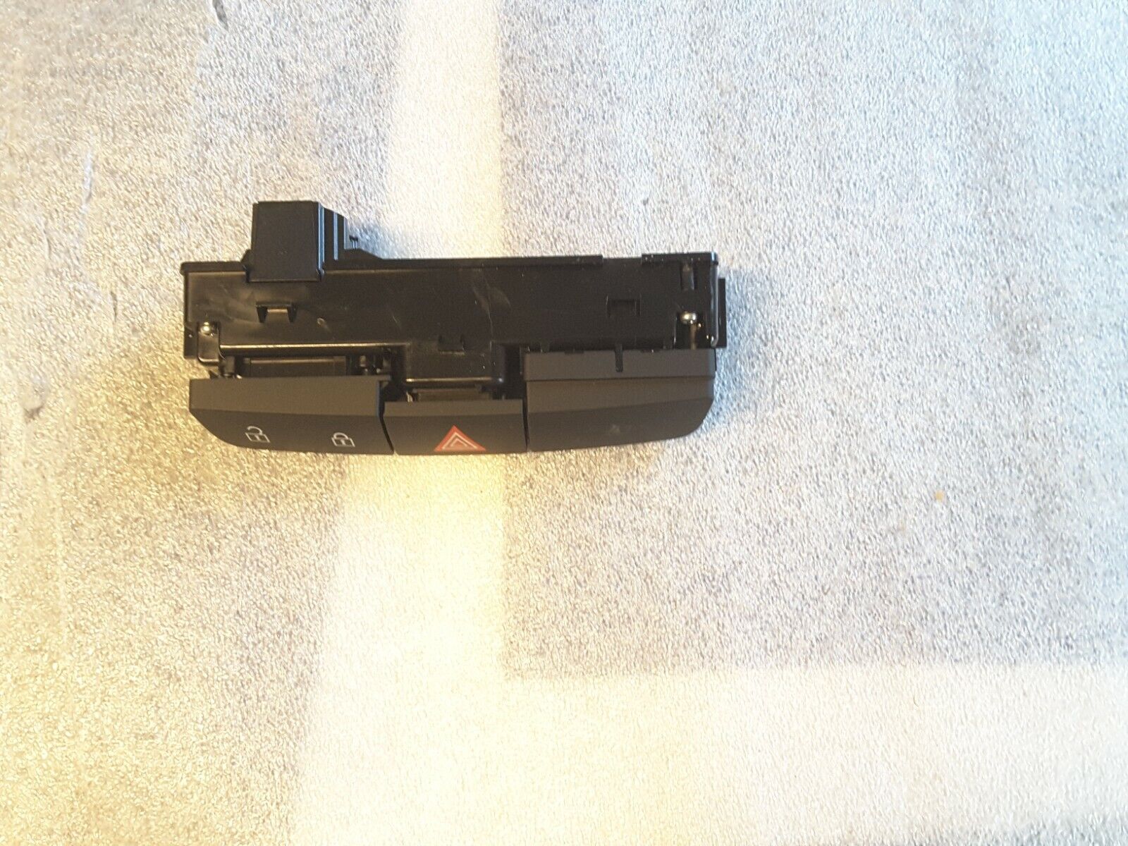 Warnblinkschalter ORIGINAL OPEL Insignia 13297337 Schwarz NEU.