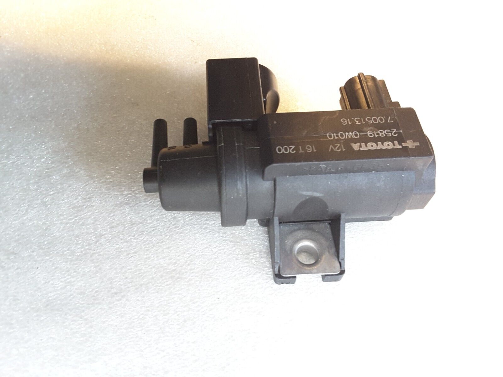 Unterdruckventil Original Toyota Pierburg 7.00513.16, 70051316, 25819-0W010 Neu