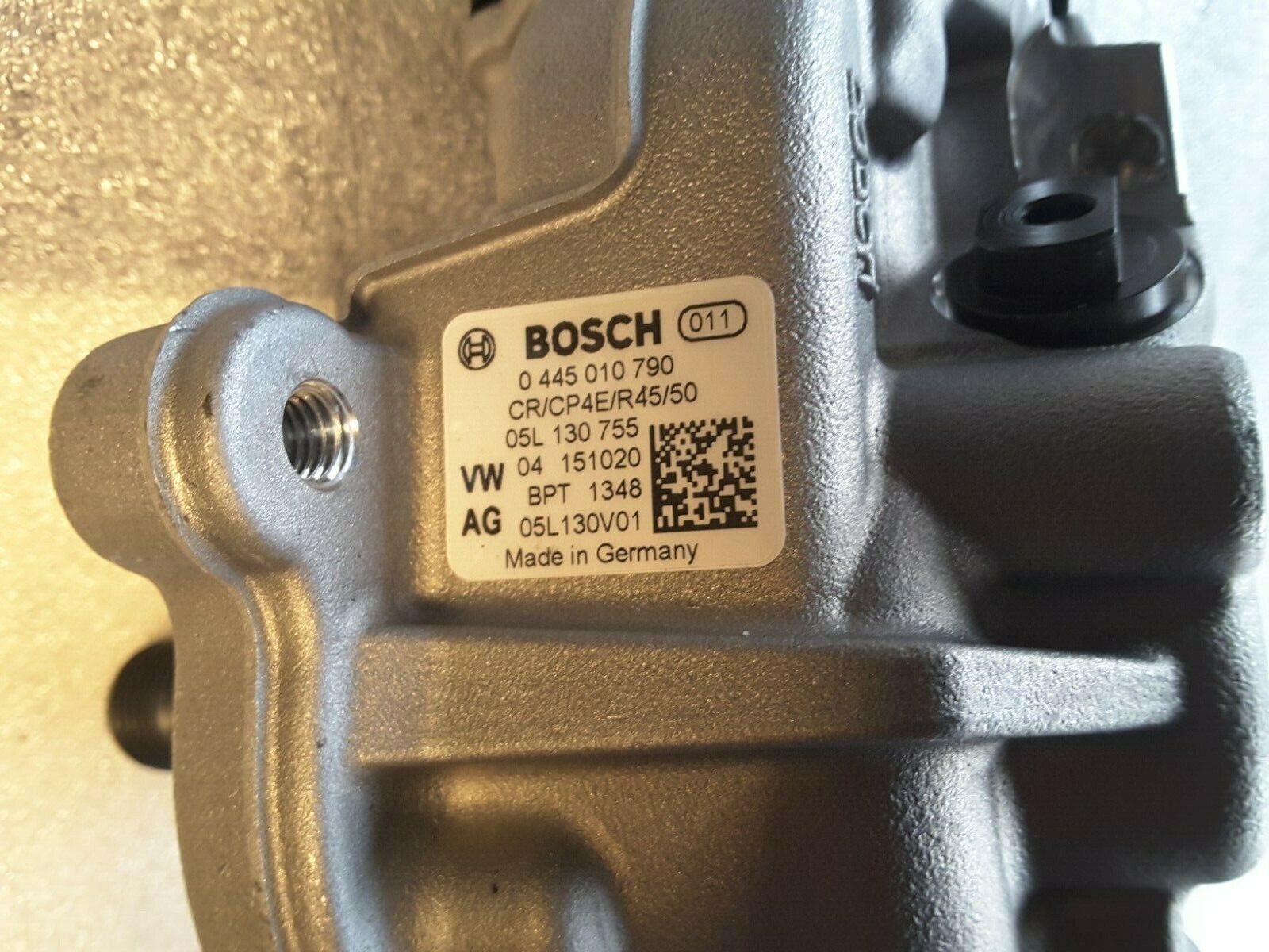 Bomba de inyección original VW, Skoda, Audi TDI 05L130755, Bosch 0 445 010 790 NUEVA.