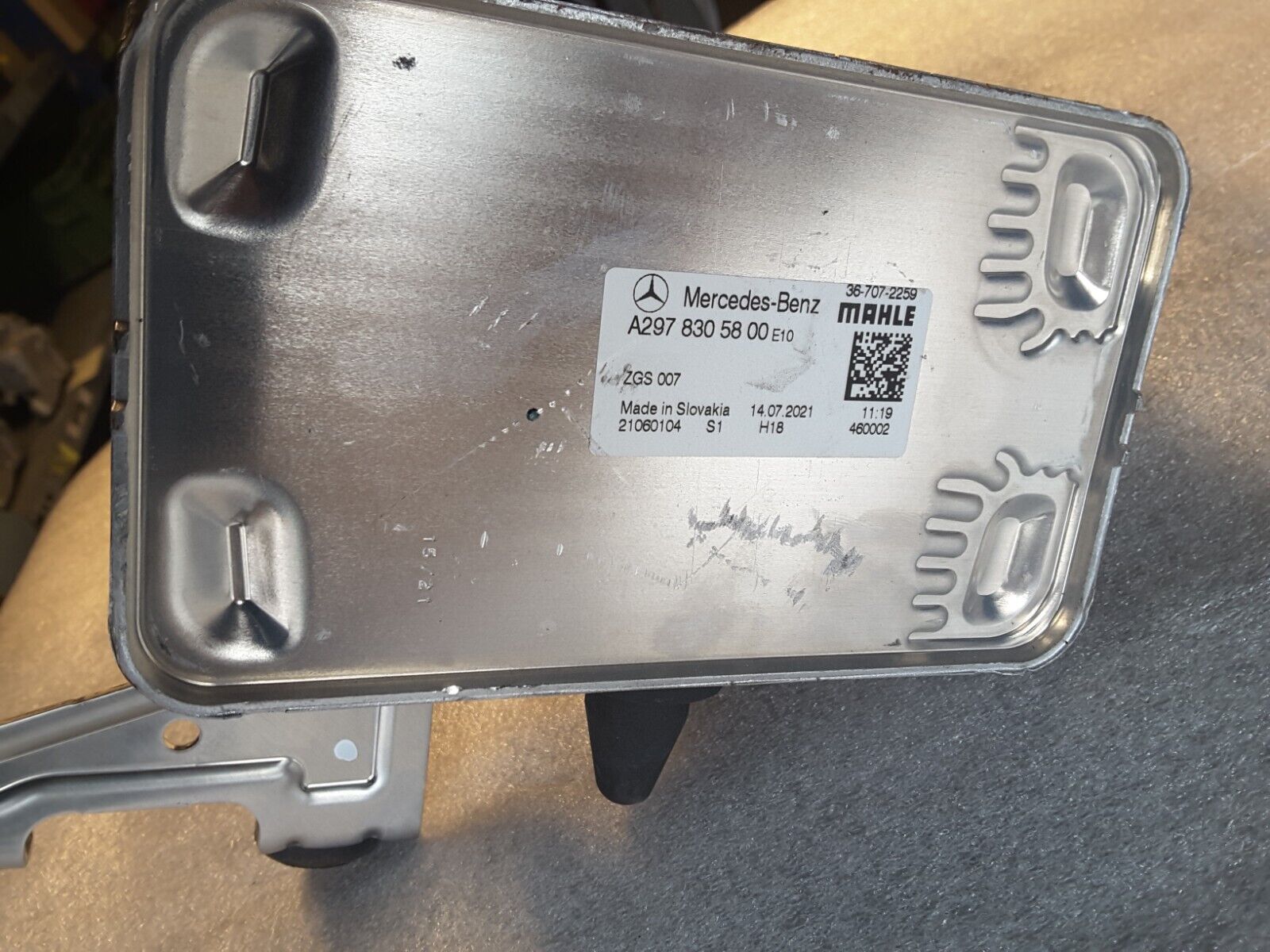 Enfriador de aceite original Mercedes Benz A2978305800