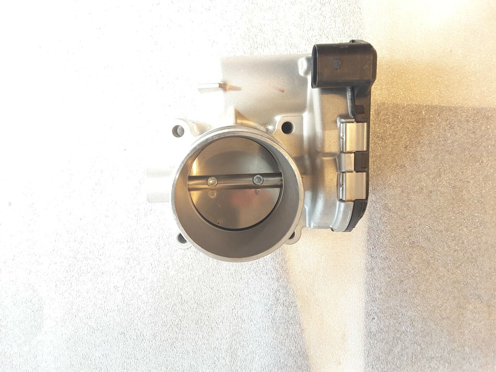 Drosselklappe Original VW Passat TSI 06K133062C NEU.