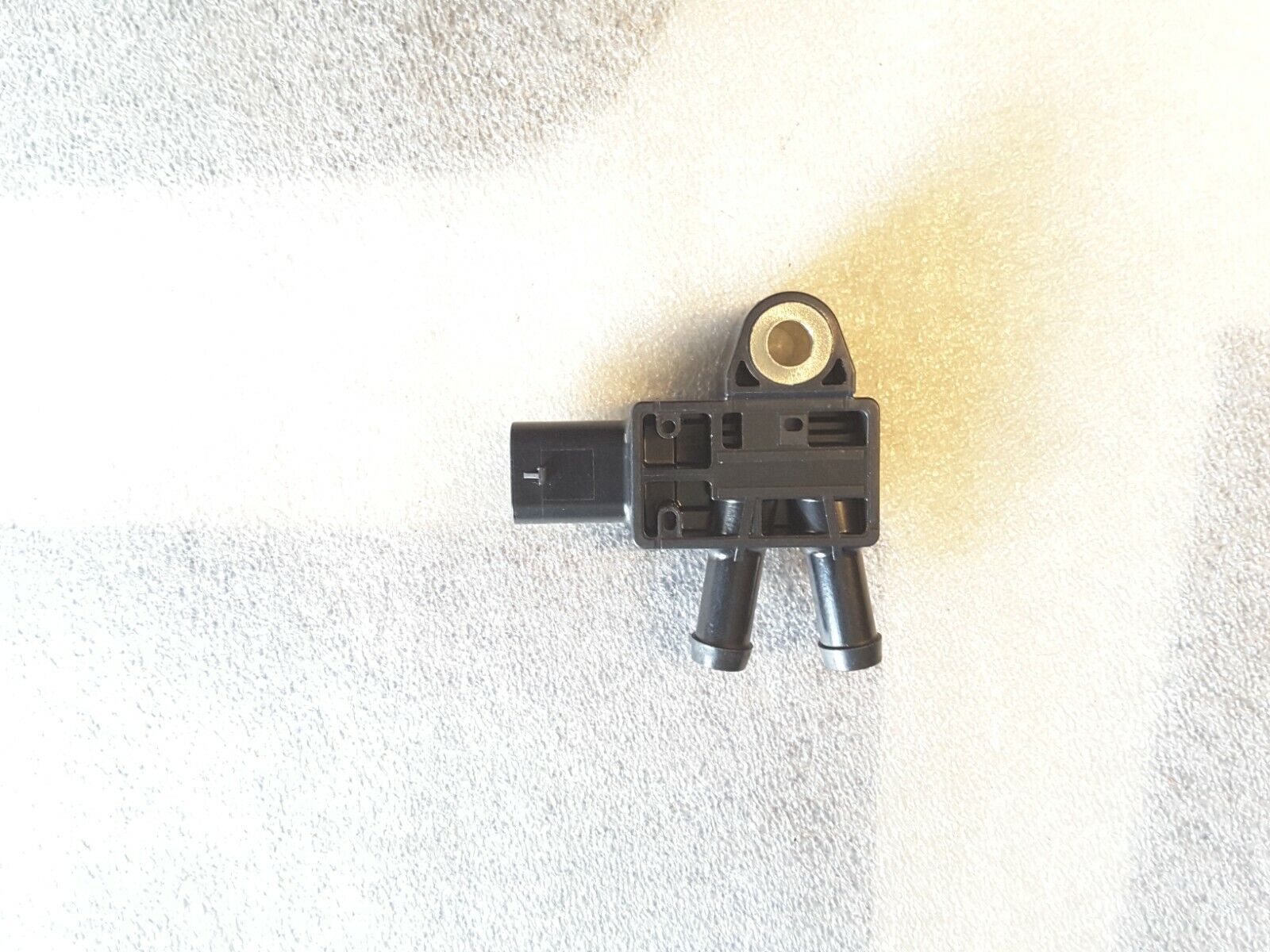 Sensor de presión diferencial Sensor Mercedes Benz DPF- A0009057809 NUEVO.