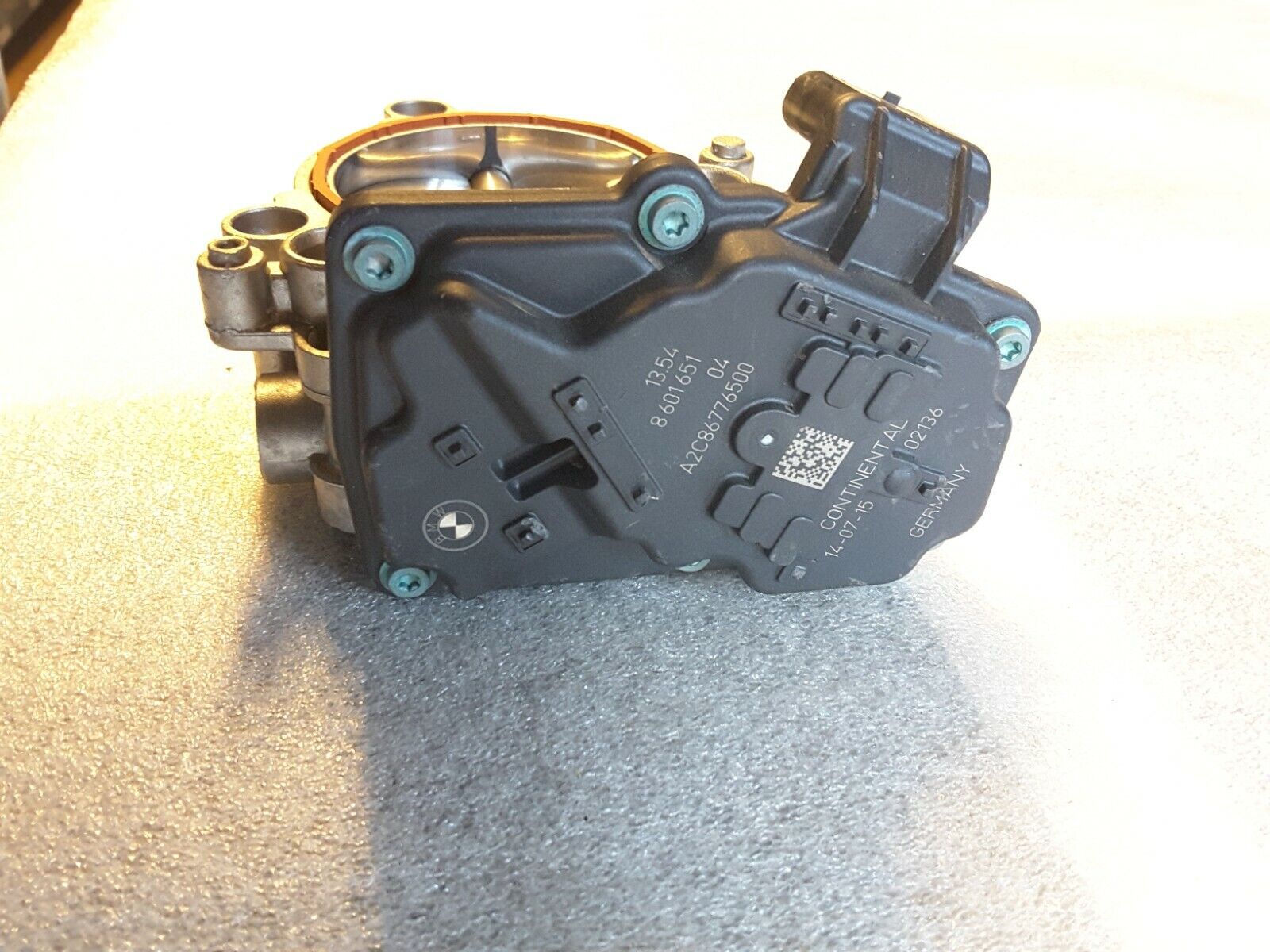 Drosselklappenstutzen Original BMW G11 G12, 13548601651 A2C86776500 NEU.