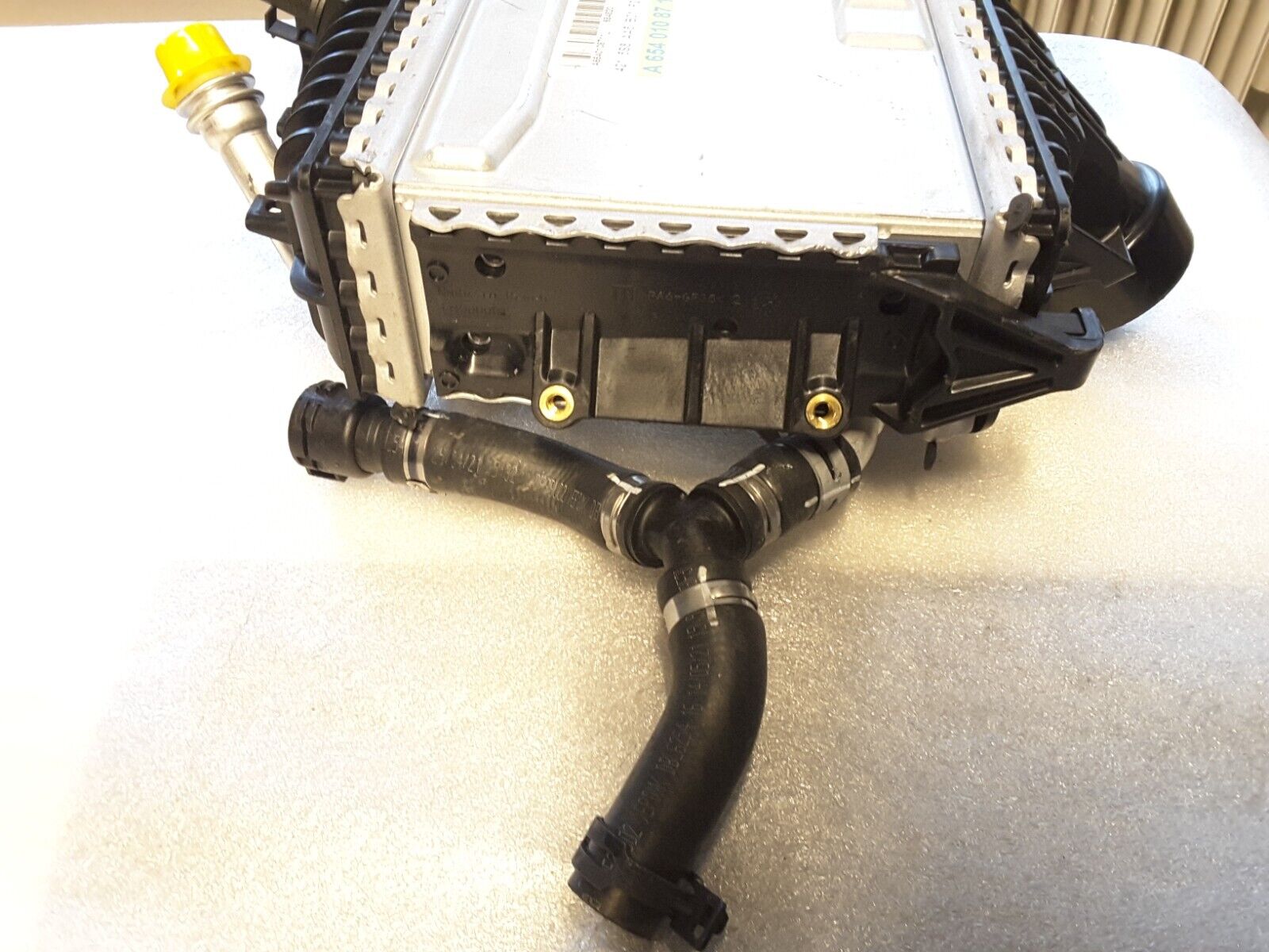 Ladeluftkühler Original Mercedes W213 S213 E-Klasse 6540904601, A6540108711