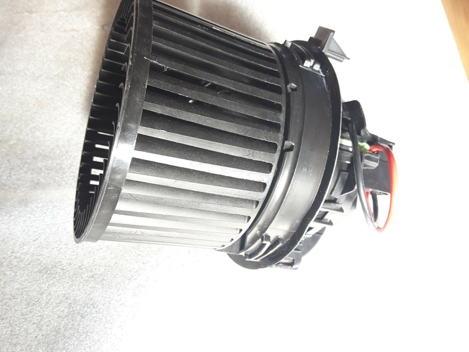 Motor de calefacción y ventilación original Peugeot 508 2011 LHD T1013001U, AMD49011 NUEVO.