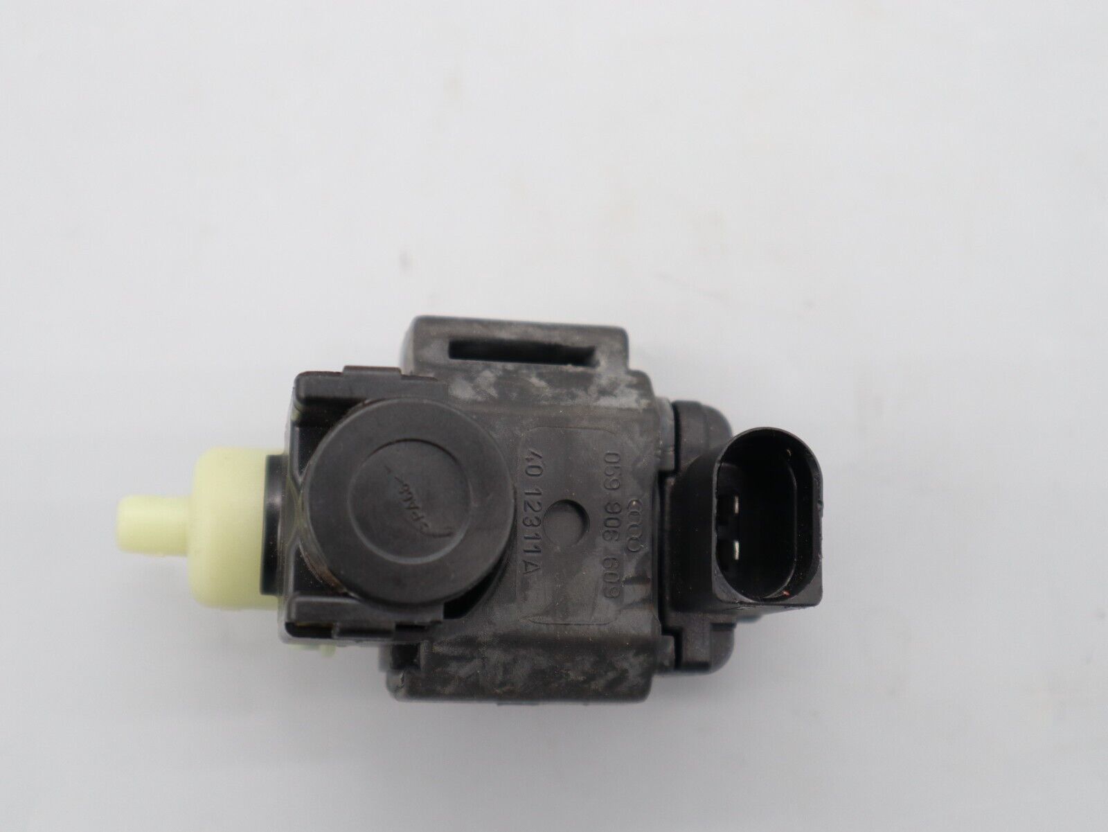 Válvula magnética de presión para 6506J Audi Q5 Q7 2012 3.0TDI Rhd 059906609