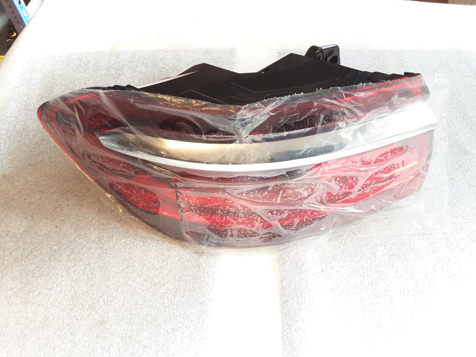 Luz trasera LED izquierda Audi A8 4N0945207M NUEVA