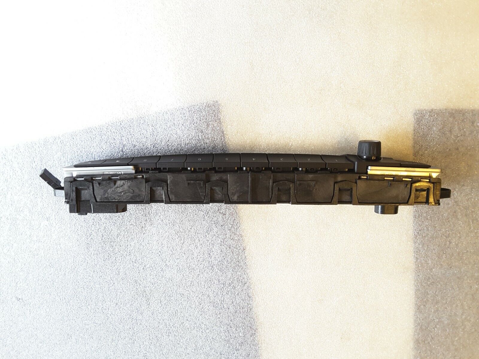 Cuadro radiomando FBM Original BMW F20,F21,F22, F30,F31, F32, F34,F35, F36 Nuevo.