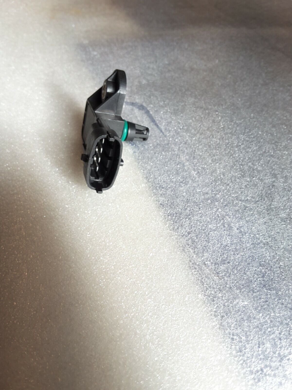 Sensor de presión de carga Original Bosch 0 281 002 680 MAZDA, FORD Nuevo.