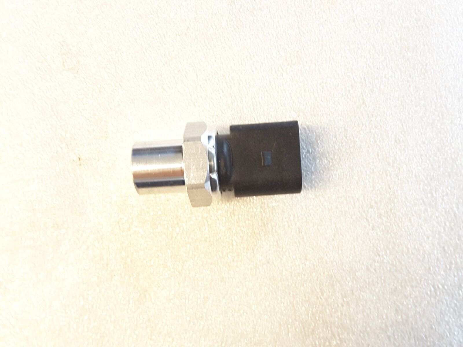 Válvula reguladora de presión original VW, Audi 1.6 2.0 TDI CRV CRL 04L130764C 04L130764D nuevo