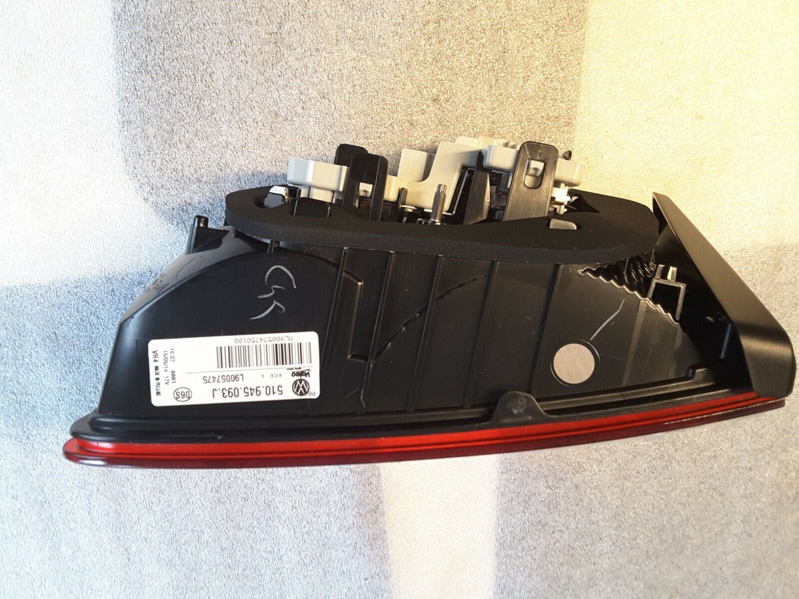 Luz trasera interior izquierda original VW Golf Sportsvan 510945093J NUEVA.