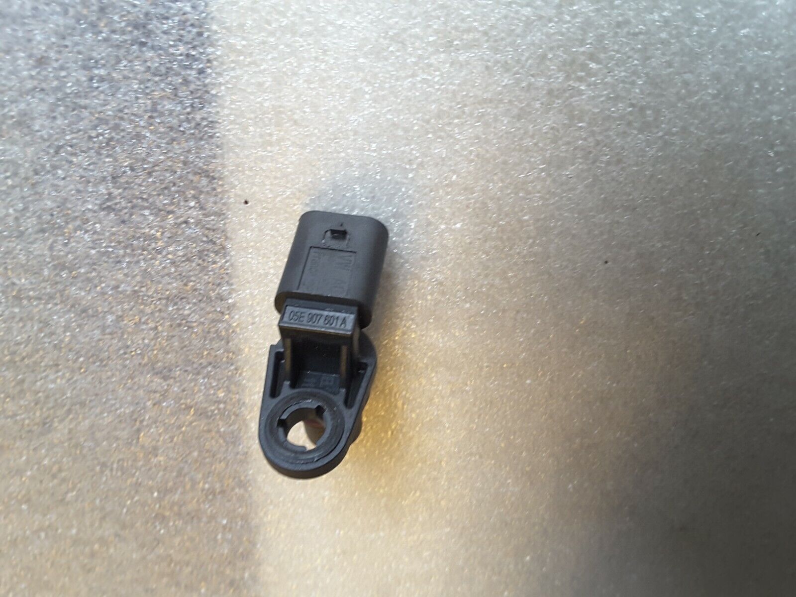 Nockenwellensensor Original Volkswagen Impulsgeber Sensor 05E907601A Neu.