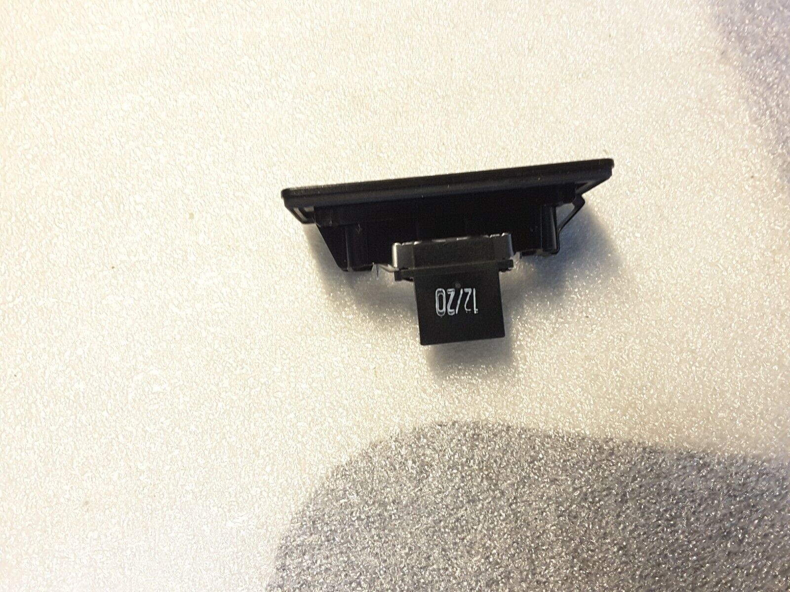 2x Luz de matrícula A4 8K B8, A5, A6 C7, Q5 Original VW 8T0943021 Nuevo.