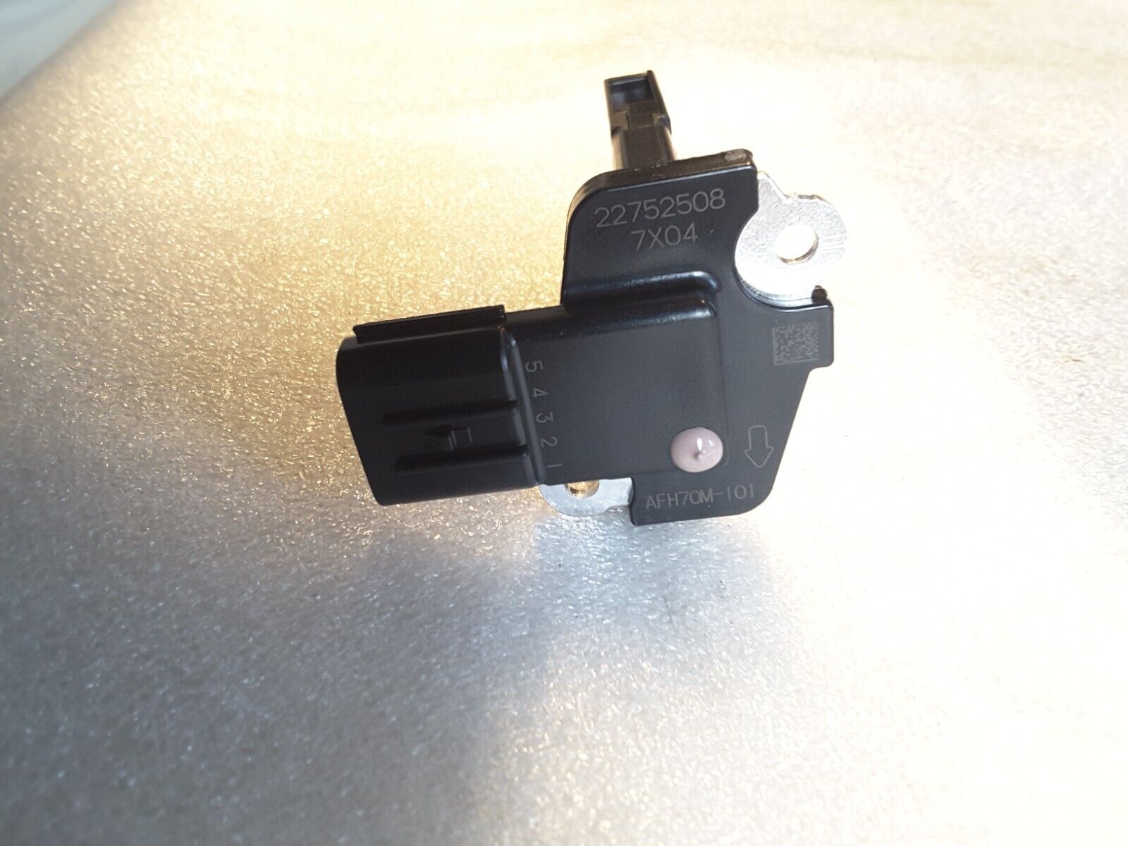 Medidor de masa de aire Hitachi Original GM Insignia B, Antara, Chevrolet 22752508 Nuevo.