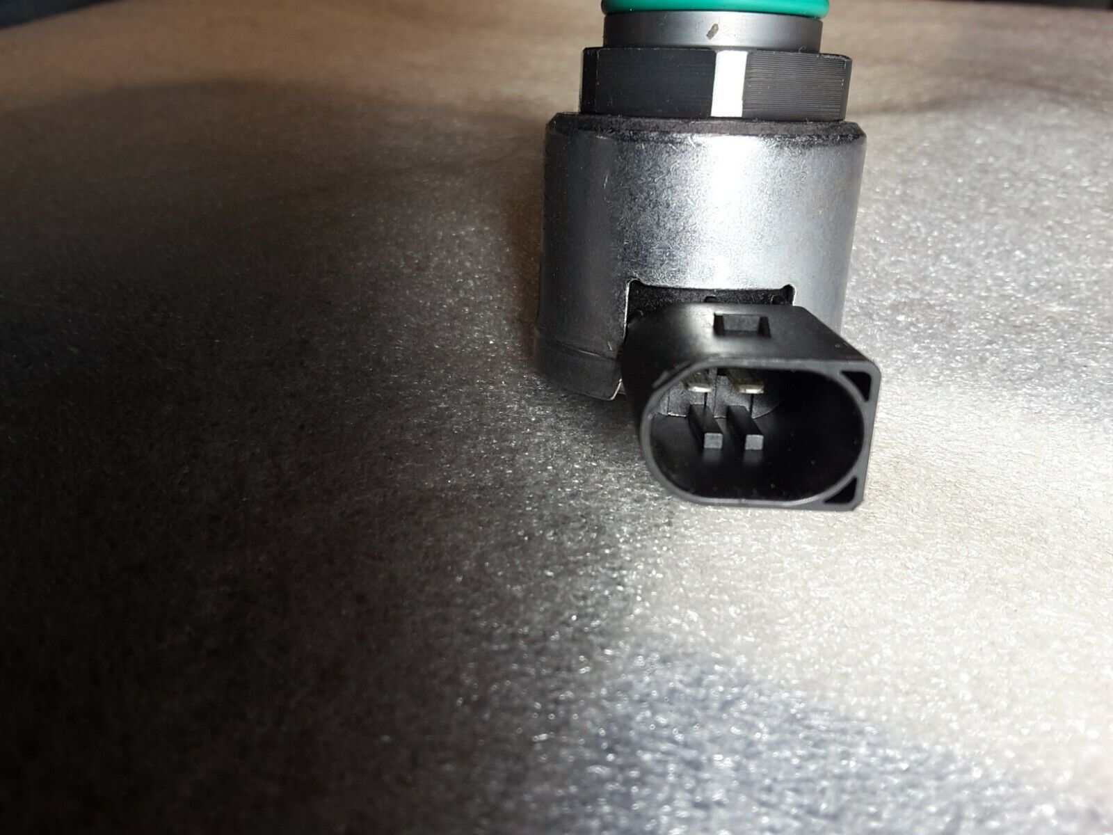 Válvula reguladora de presión original VW, Audi 1.6 2.0 TDI CRV CRL 04L130764C 04L130764D nuevo