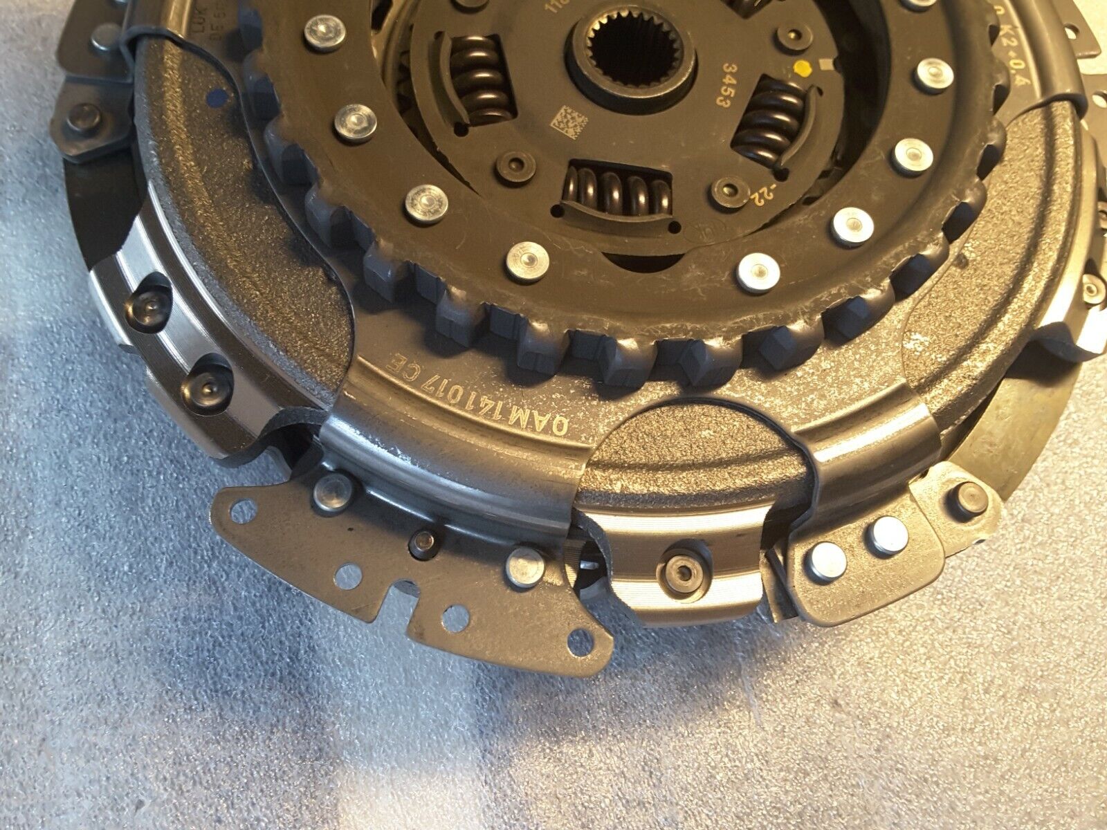 Kit de embrague 0AM141017CE Original VW Caddy, Golf, Touran Nuevo.