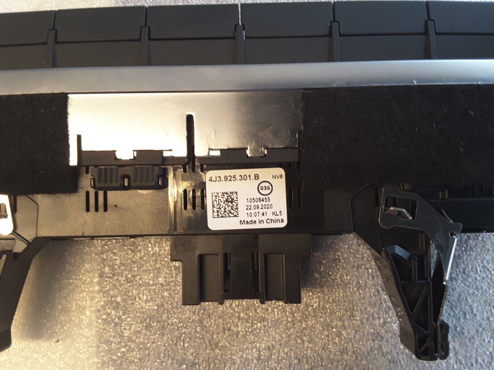 Unidad de control panel de luces de emergencia original AUDI 4J3925301B Nuevo.