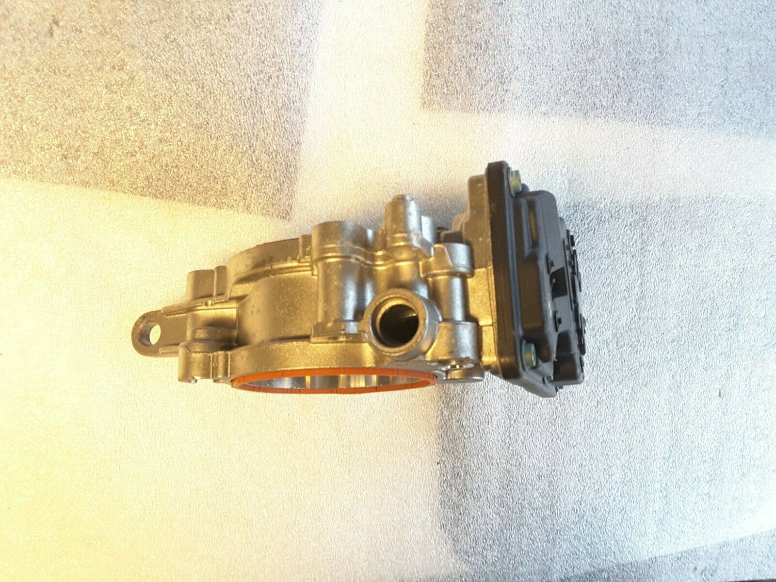 Drosselklappenstutzen Original BMW G11 G12, 13548601651 A2C86776500 NEU.