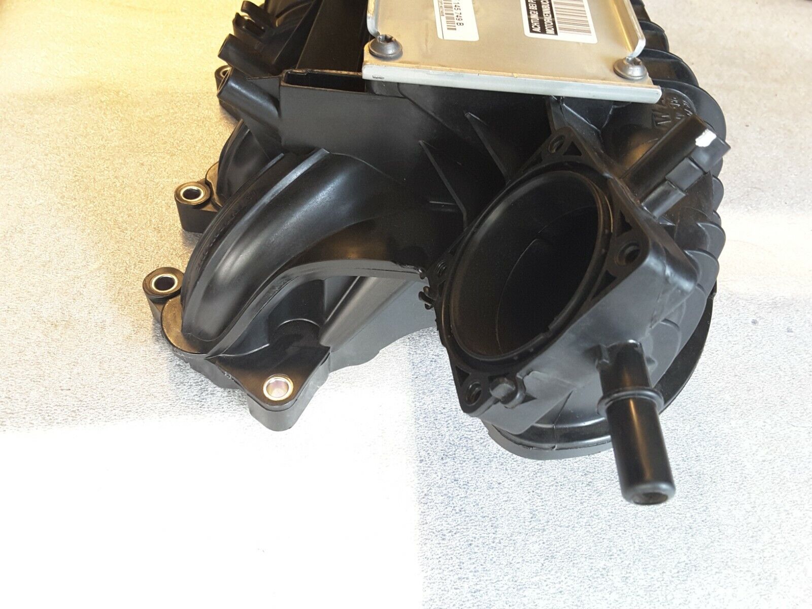 : Colector de admisión intercooler SKODA FABIA II 5J 1.2 TSI 03F129711H / 03F145749B