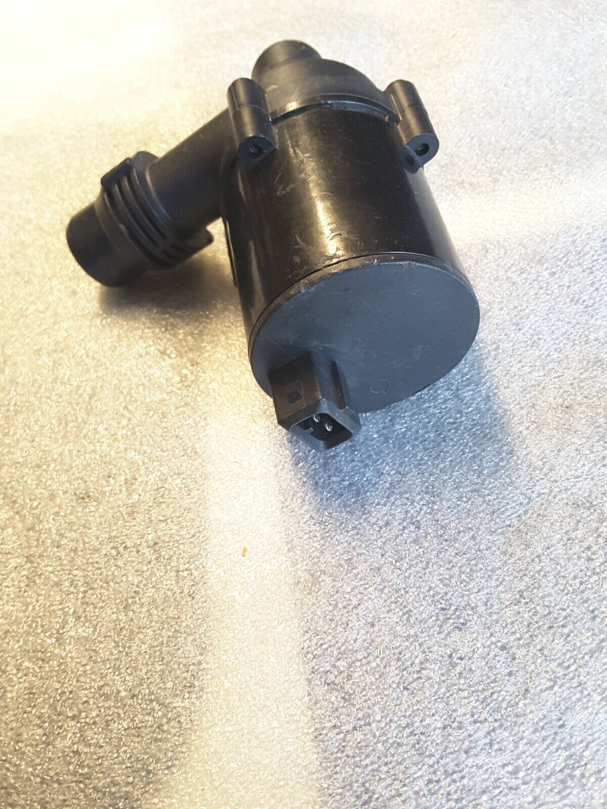 Wasserumwälzpumpe für Standheizung Original PIERBURG 7.02078.39.0 Neu