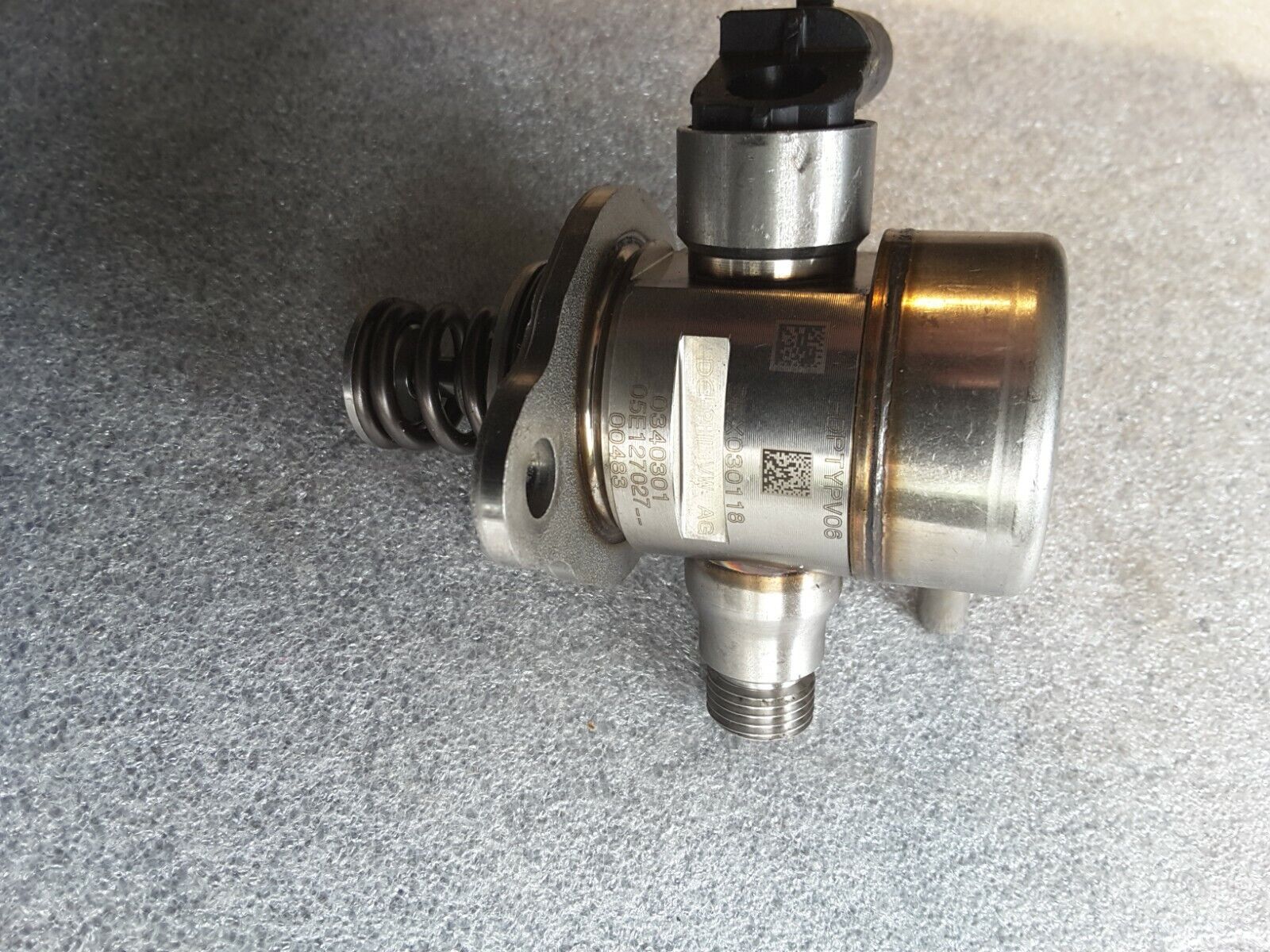 Bomba de alta presión 05E127027, original VW, para motores 1.5 TSI / TFSI, Golf 7 A3 NUEVA.