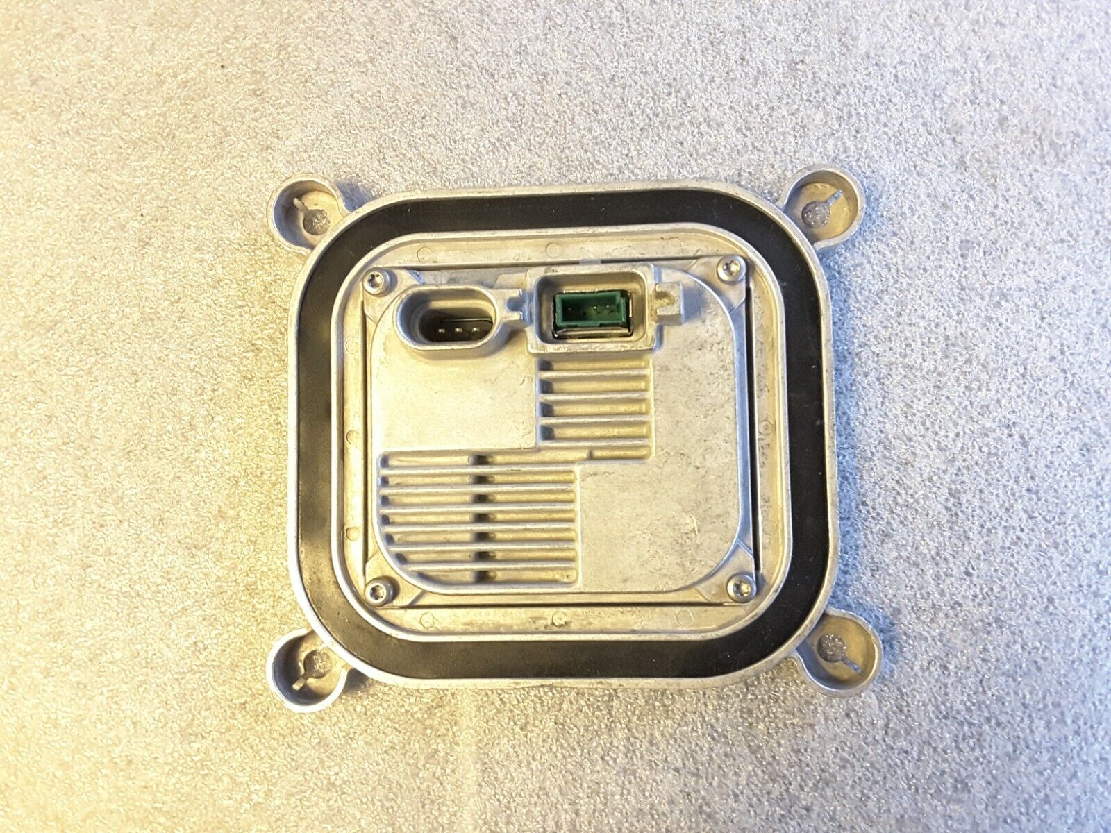 Steuergerät OSRAM Xenon 10R - 034663 D3S D3R 13,5V 42VAC Neu.