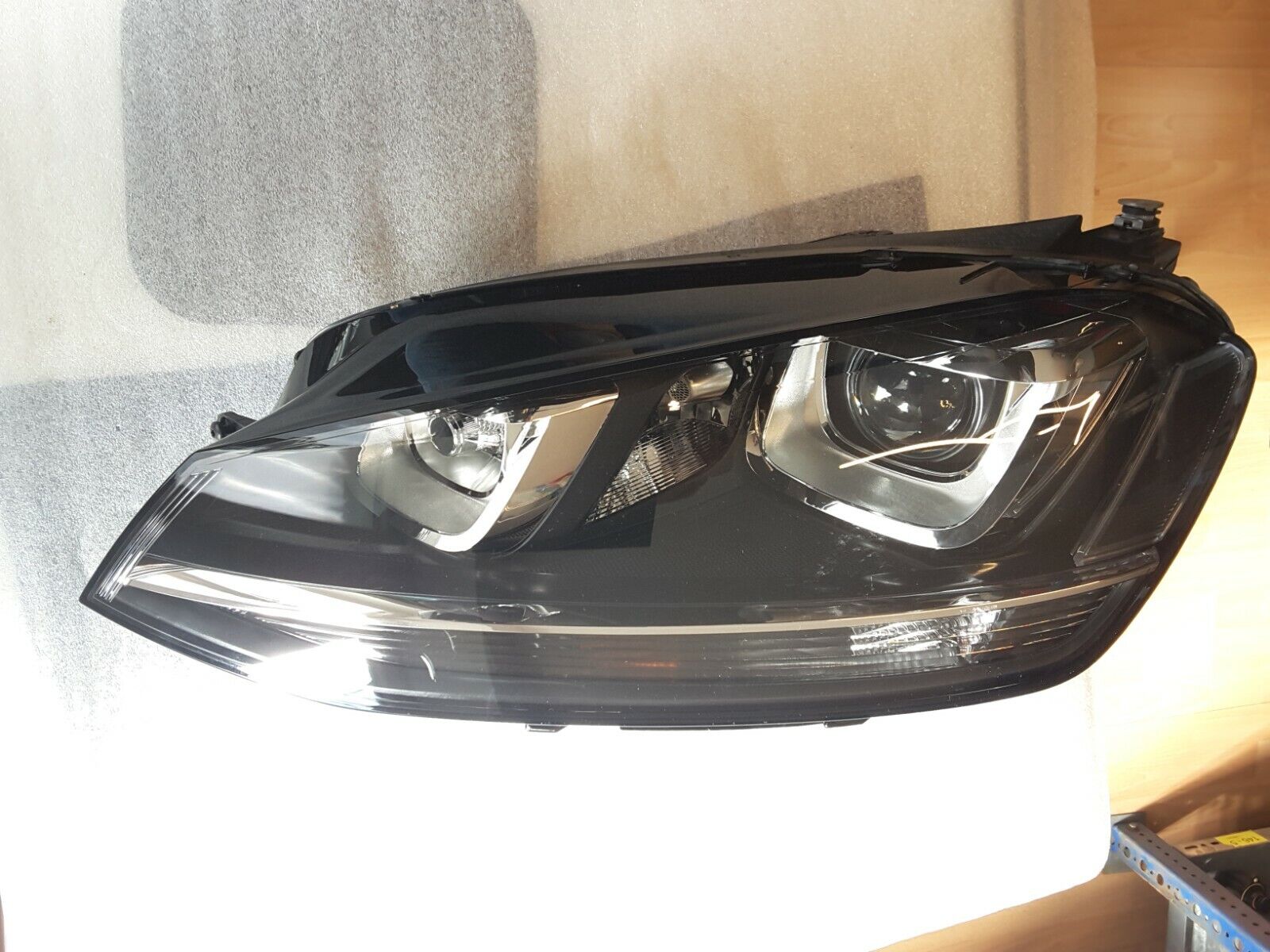 Faro Completo Xenon con Módulo de Control Original VW Golf 7 LHD Izquierdo 5G1941031