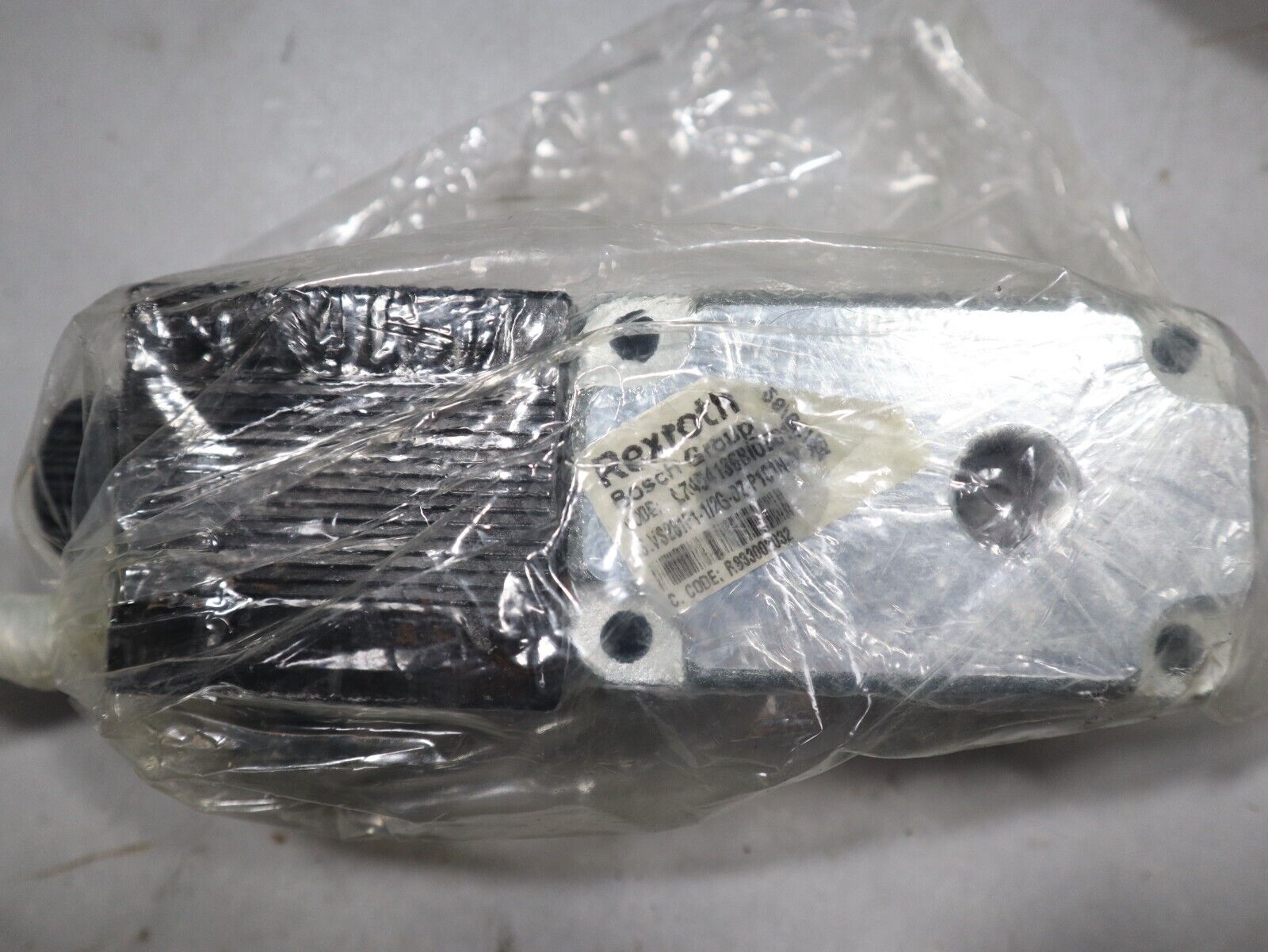 BOSCH REXROTH MAGNETVENTIL R933002032 (VS281F-VS285F-VS286F-VS287F-VS289F)