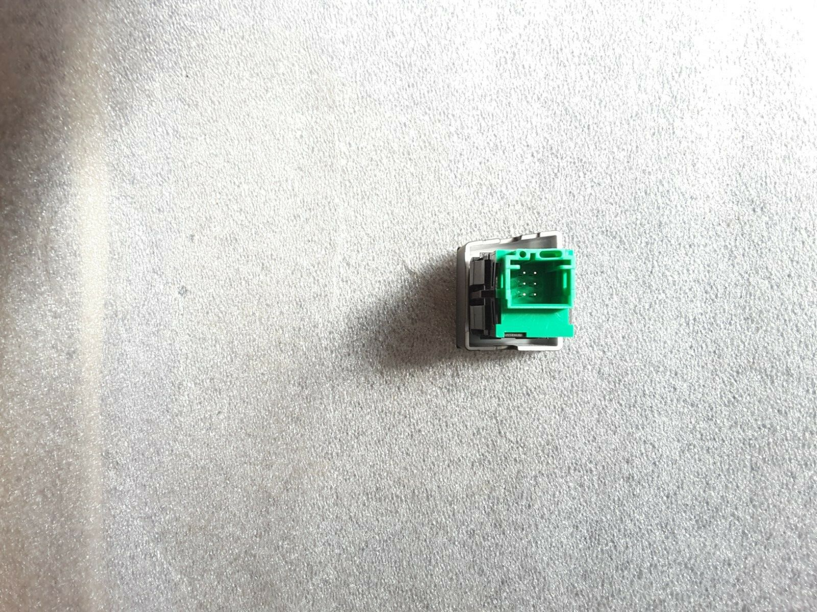 Zentral Türschloss Schalter Knopf Original für Peugeot 508 SW LHD Innen 96770413ZE Neu