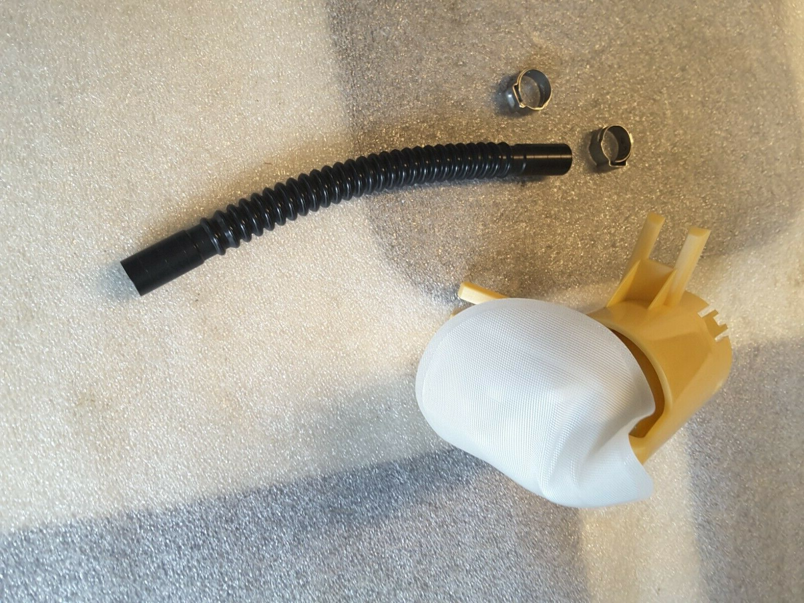 Bomba de combustible EXPERT KITS + VEMO V20-09-0086 para BMW E46 Serie 3 Touring Compact.