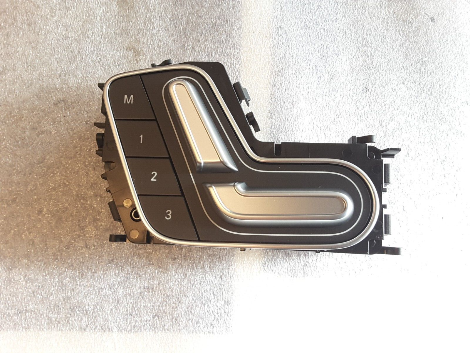 Interruptor para el Asiento Delantero Izquierdo A1779056500 Mercedes W177 W118 W247 A1779056