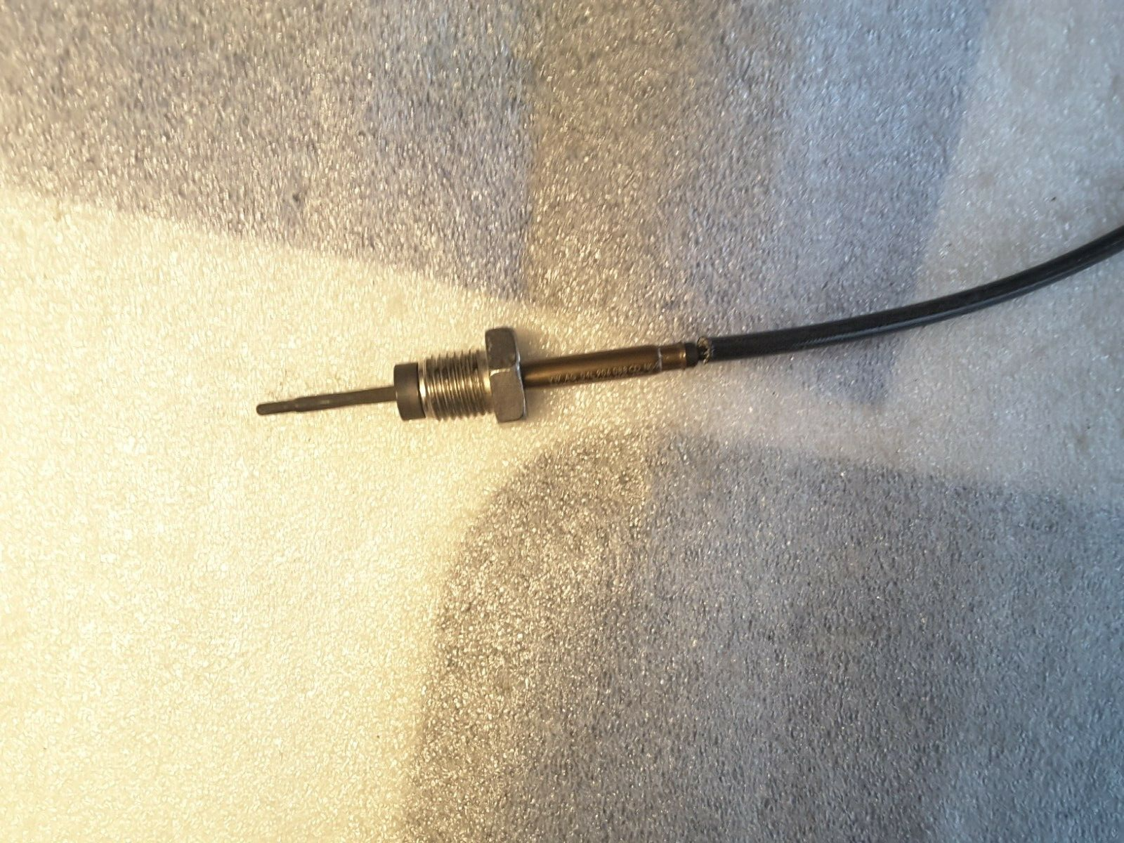 Sensor de temperatura de gases de escape post-catalizador 04L906088CD Original VW 2.0 TDI Tiguan 5NA Nuevo.