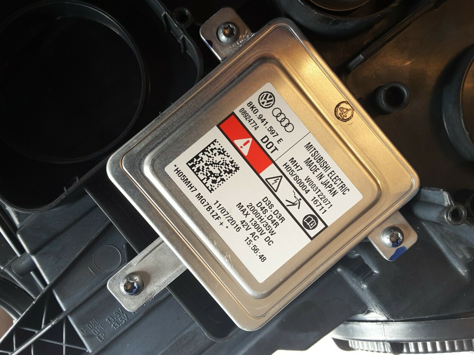 Xenonscheinwerfer Xenon 5G1941032 Original VW Golf Rechts Scheinwerfer NEU.