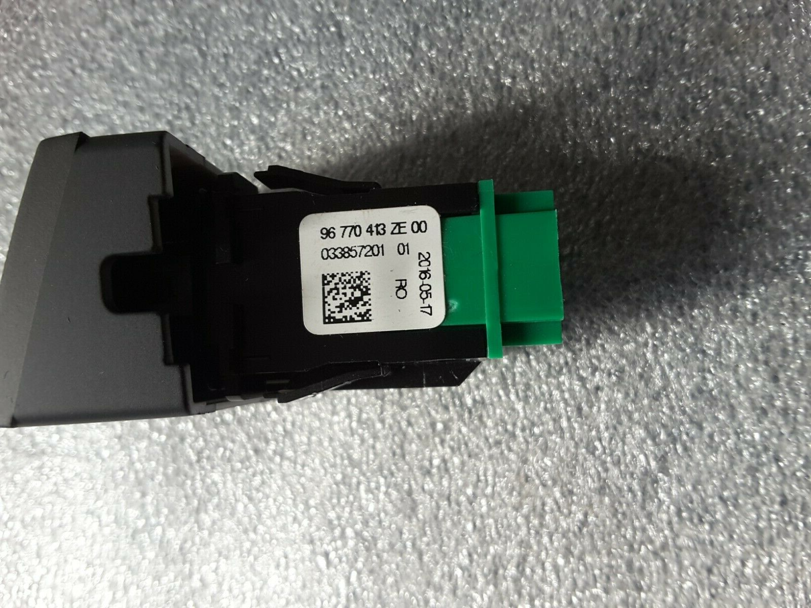 Zentral Türschloss Schalter Knopf Original für Peugeot 508 SW LHD Innen 96770413ZE Neu
