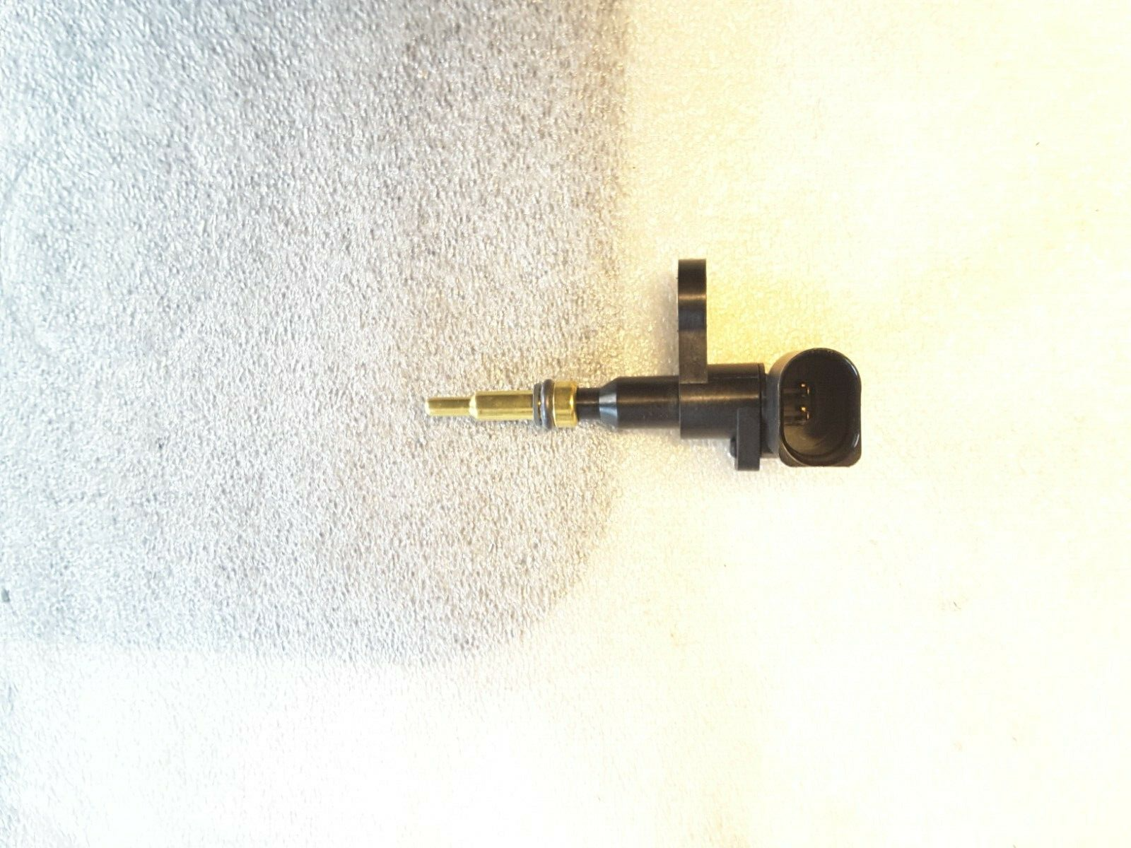 Sensor de temperatura del refrigerante VW 04E919501B para AUDI, SEAT, SKODA, VW Golf 7, Tiguan.