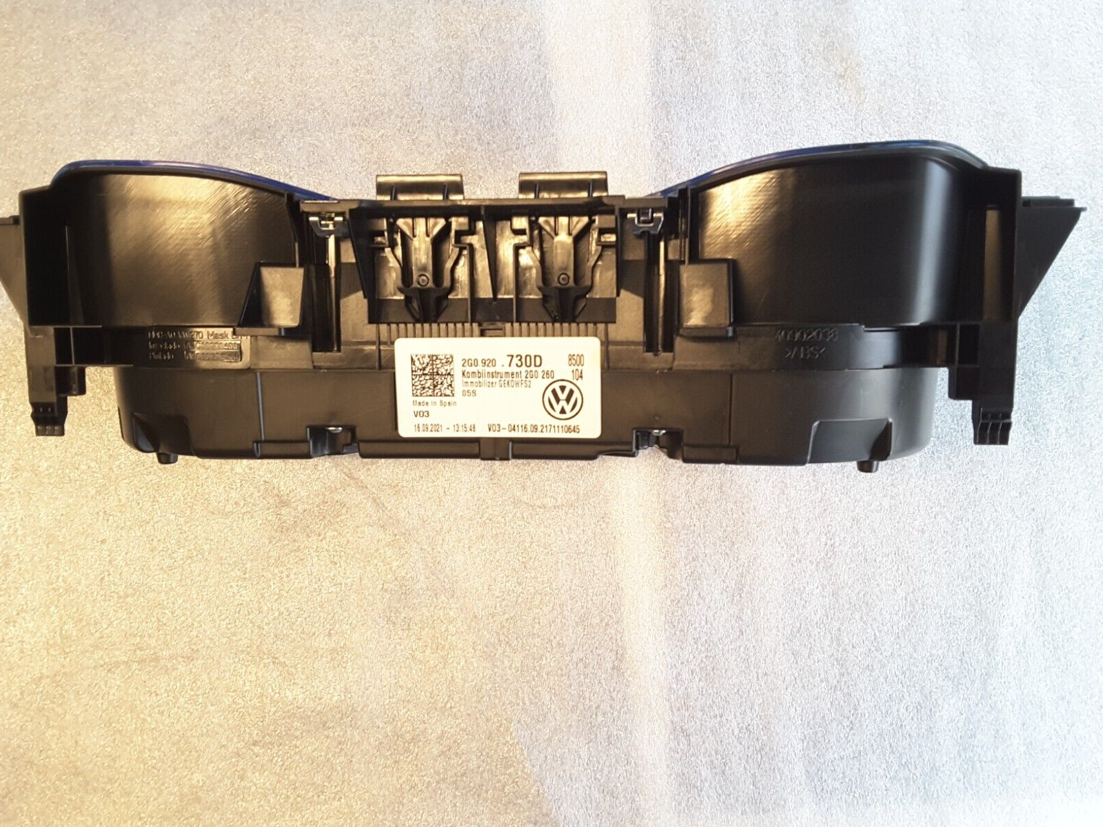 Tablero de instrumentos Velocímetro VW T-Cross 2G0920730D Original Volkswagen Nuevo.