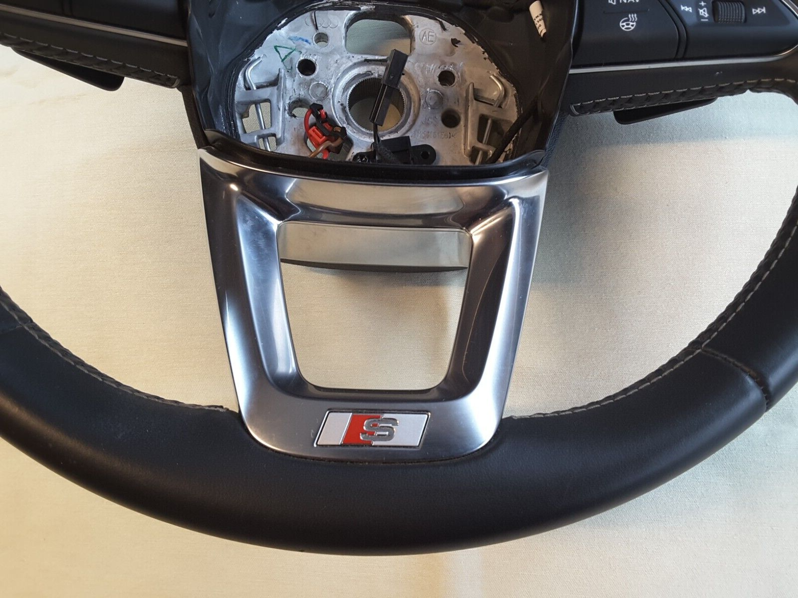 Multifunktionslenkrad Sportlenkrad Leder Audi A5 8T 12 Tiptronic schwarz