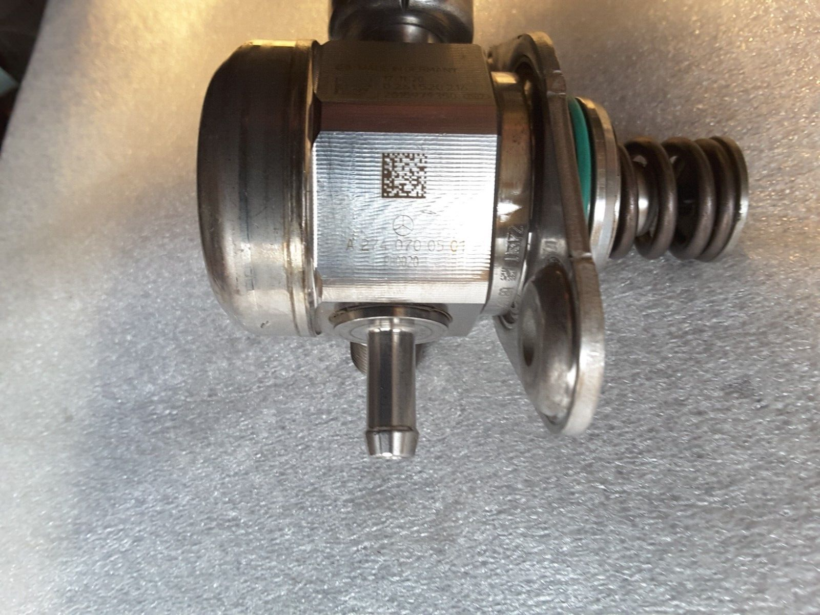 Bomba de combustible de alta presión MERCEDES GLC X253 GLC250 A2740700501.