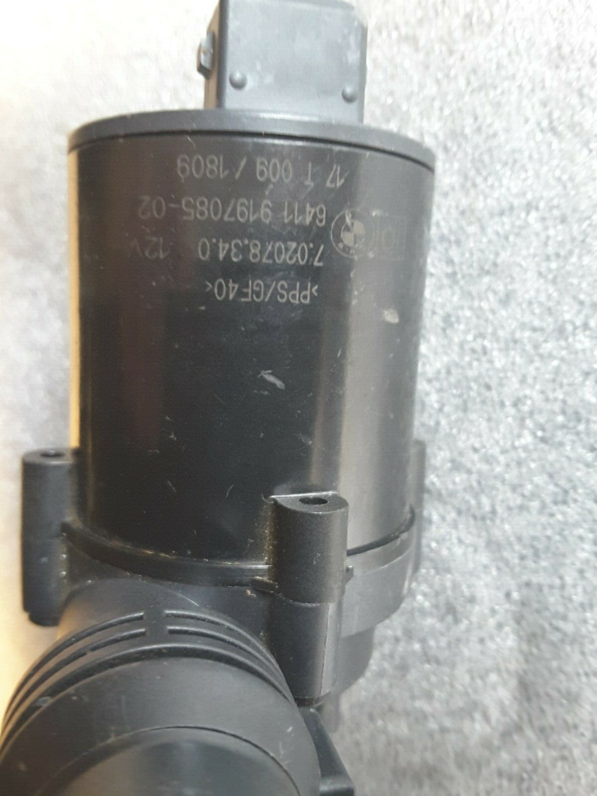 Wasserumwälzpumpe für Standheizung Original PIERBURG 7.02078.39.0 Neu