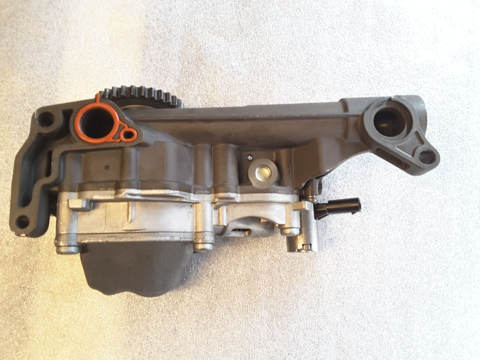 Ölpumpe Original Mercedes W176 A180 R2701810701, A2741801900