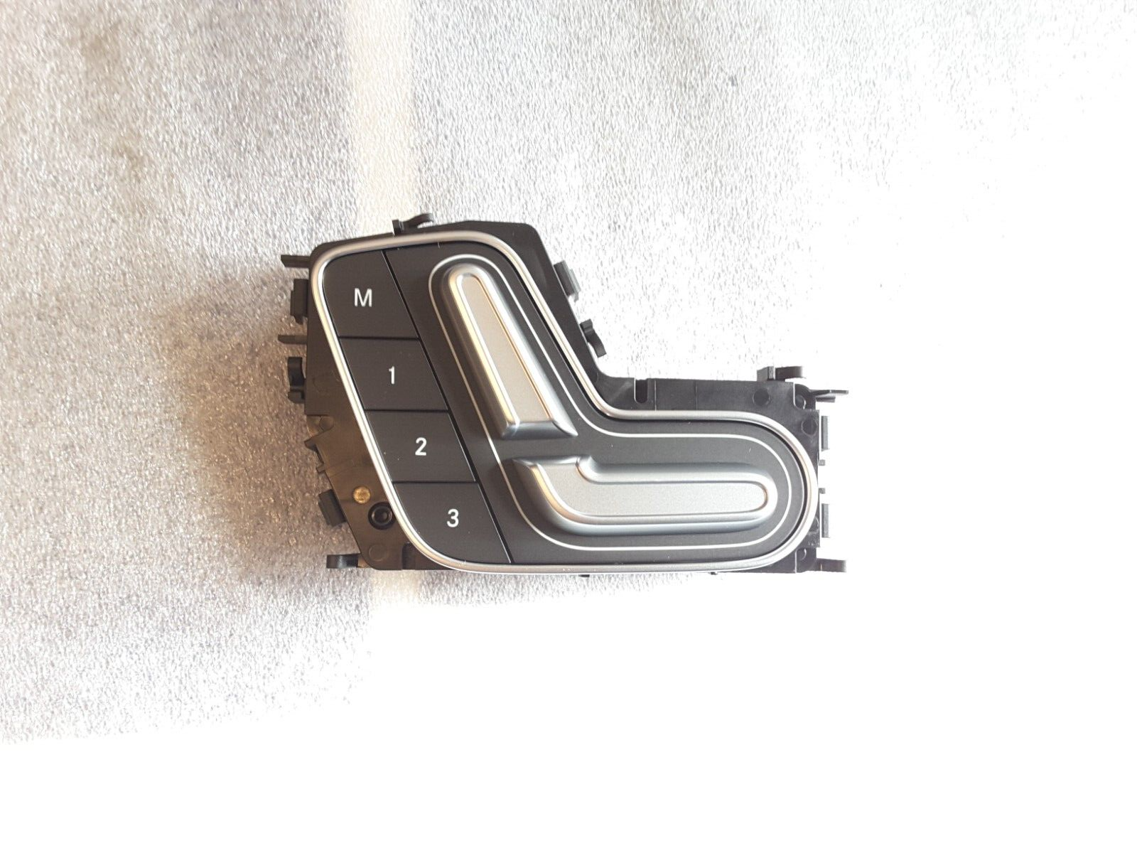 Interruptor para el Asiento Delantero Izquierdo A1779056500 Mercedes W177 W118 W247 A1779056