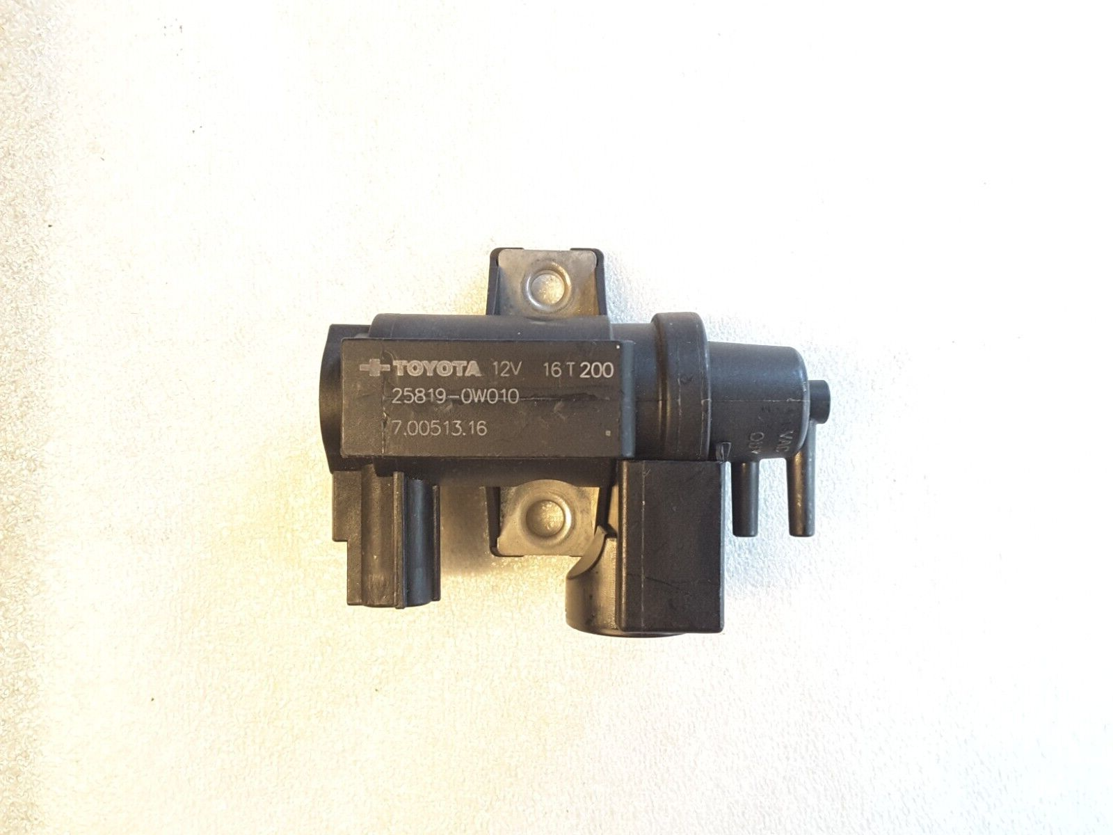 Unterdruckventil Original Toyota Pierburg 7.00513.16, 70051316, 25819-0W010 Neu