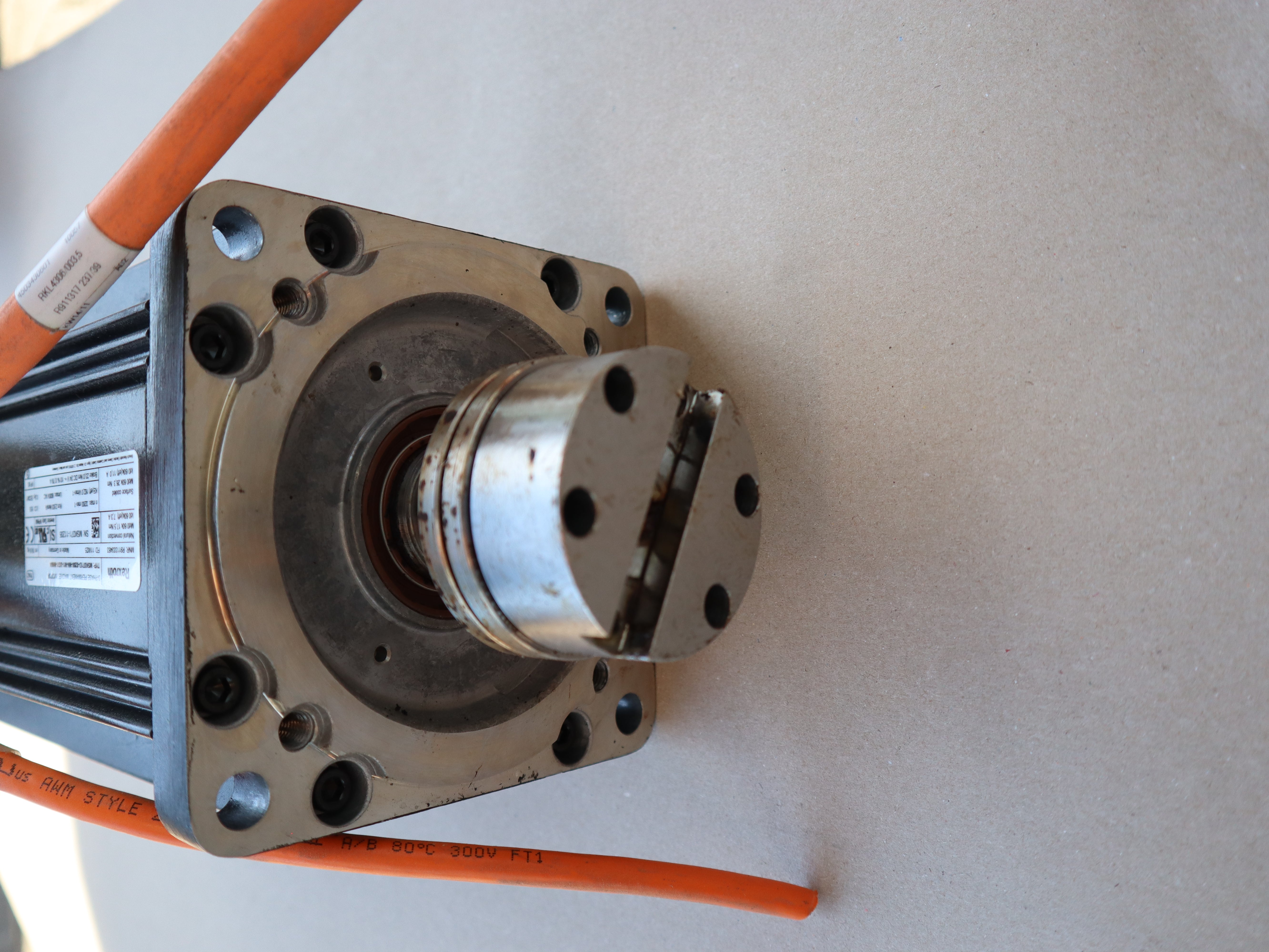 Rexroth 3-PH Permanet Magnet Motor MSK071D-0200-NN-M1-UG1-NN04 Gebraucht