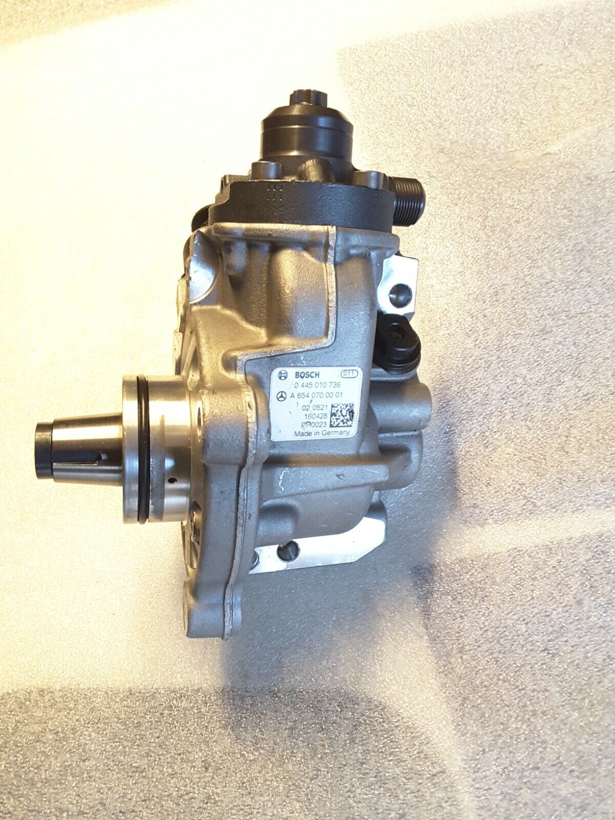 High pressure pump injection pump original Mercedes E220, D S213 A6540700001