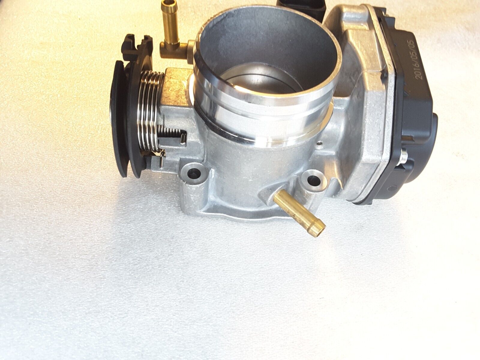 Throttle body METZGER 0892105 AUDI-VW A3, Cordoba, Ibiza Bora, Golf, Polo