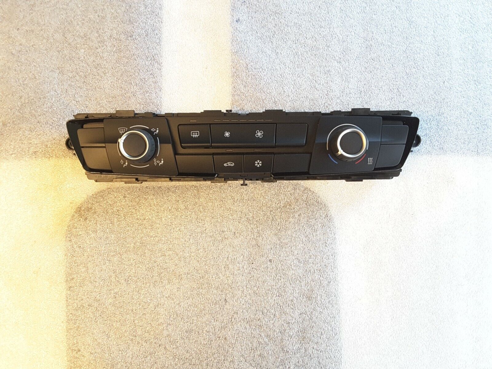 Bedienteil Klima Heizungsbedienteil  Control A/C Audio BMW 1er 2er F20 F22 NEU.