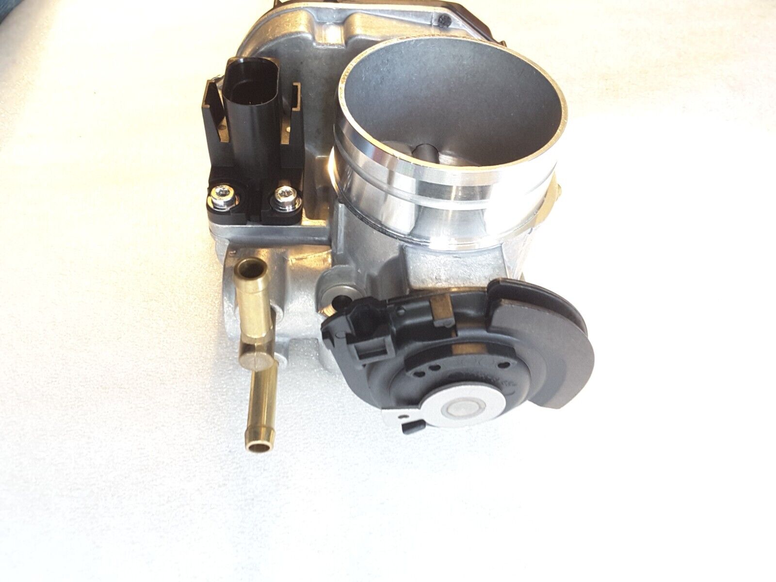 Throttle body METZGER 0892105 AUDI-VW A3, Cordoba, Ibiza Bora, Golf, Polo