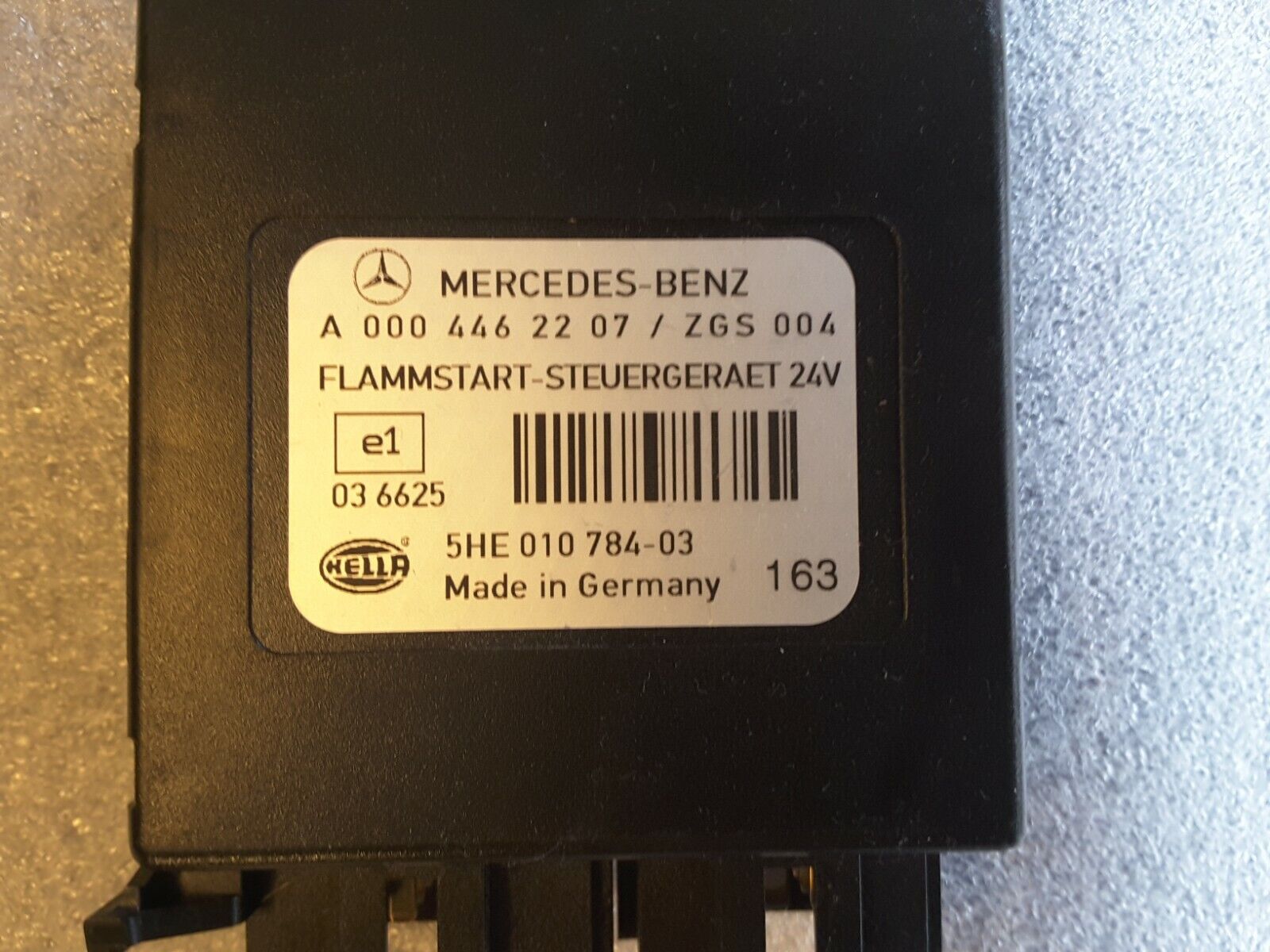 Control unit original Mercedes A0004462207 flame start 5HE010784 new