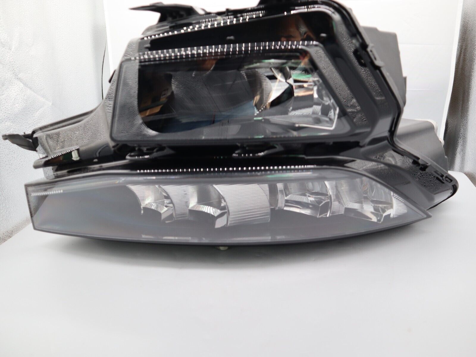 Headlight Right LED 566941010 Skoda Kodiaq New.